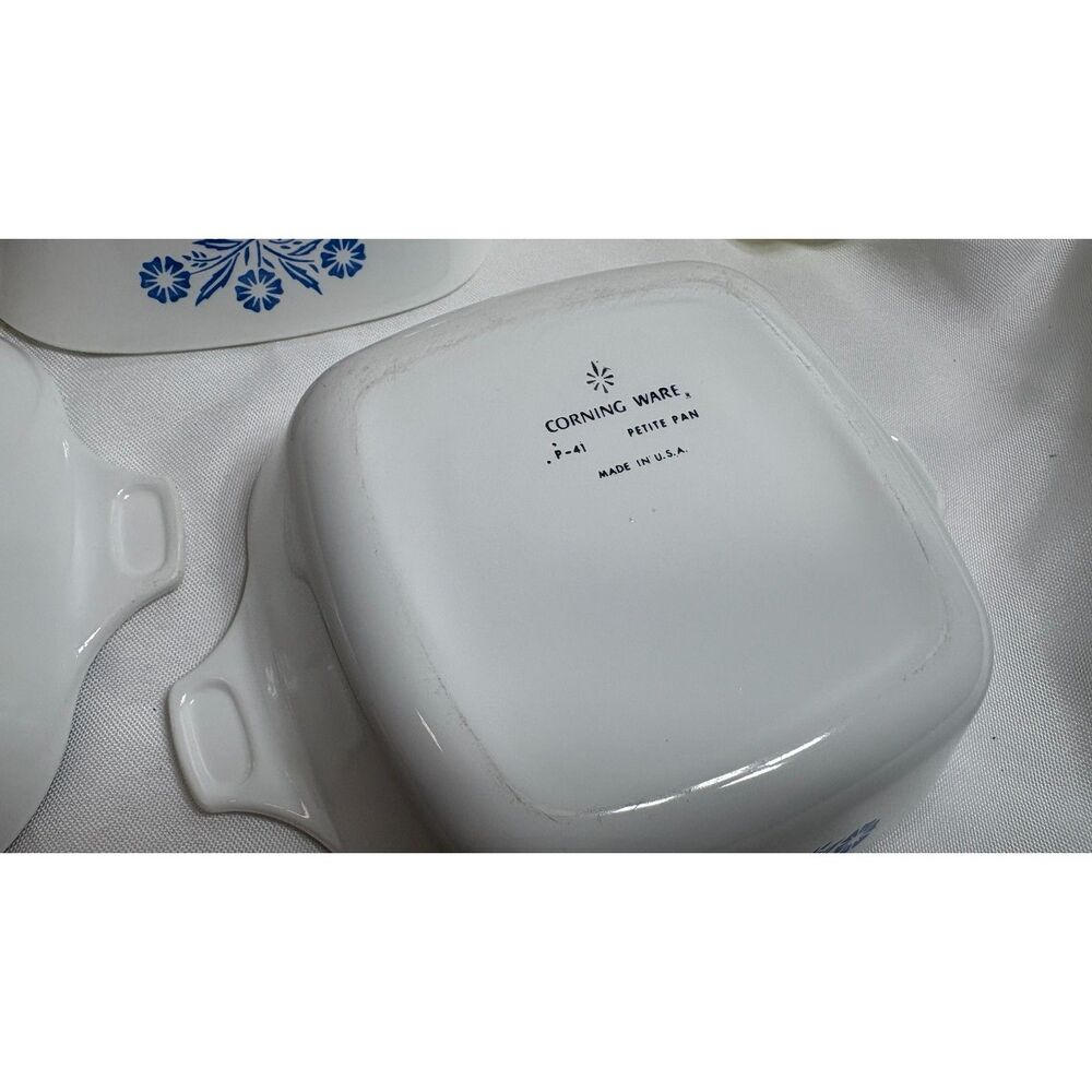 Corning Ware Vintage 4 Petite Pan Casserole Dishes Iconic Blue Cornflower Patter - Picture 10 of 10